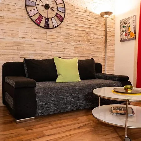 Art City-studio Kassel 3, Modern, Ruhig, Citynah, Kostenfreie Parkplaetze, Grosser Balkon, Voll Ausgestattet