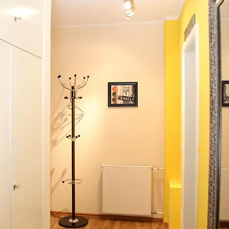 Appartement Art City-studio Kassel 3, Modern, Ruhig, Citynah, Kostenfreie Parkplaetze, Grosser Balkon, Voll Ausgestattet