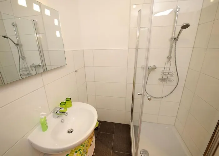 Art City-studio Kassel 3, Modern, Ruhig, Citynah, Kostenfreie Parkplaetze, Grosser Balkon, Voll Ausgestattet